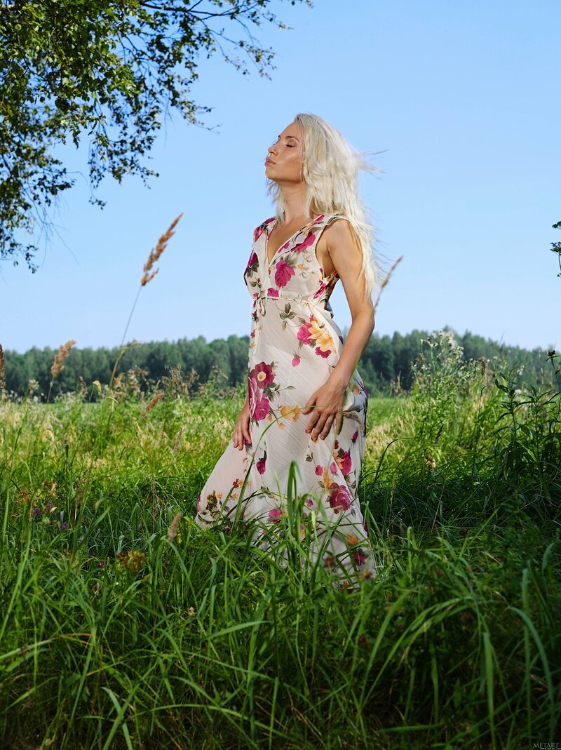 Фатима, 30